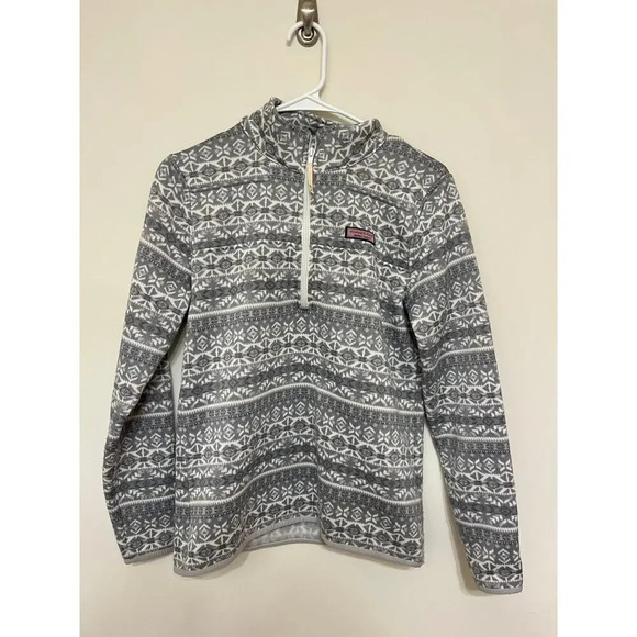 Vineyard Vines Tops - Vineyard Vines Gray Snowflake Sweater zip up women’s XS
